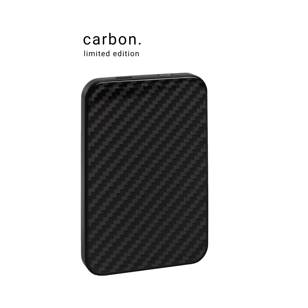 Carbon MagPowerbank 5000 mAh - Limited Edition